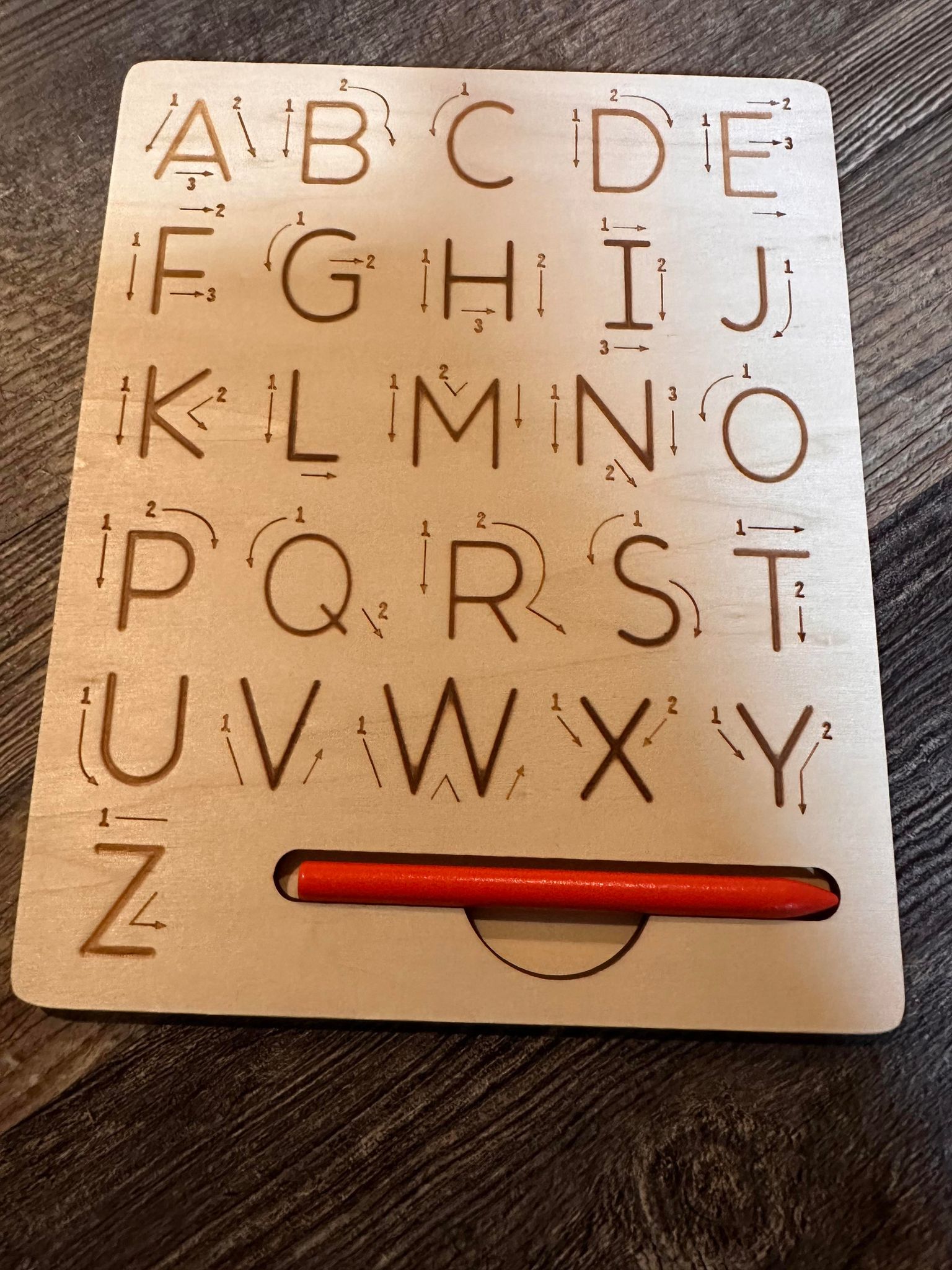 Tableau de traçage en bois avec lettres minuscules et majuscules,